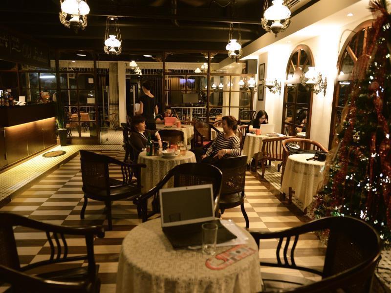 Capsule Hostel Old Batavia Jakarta Extérieur photo