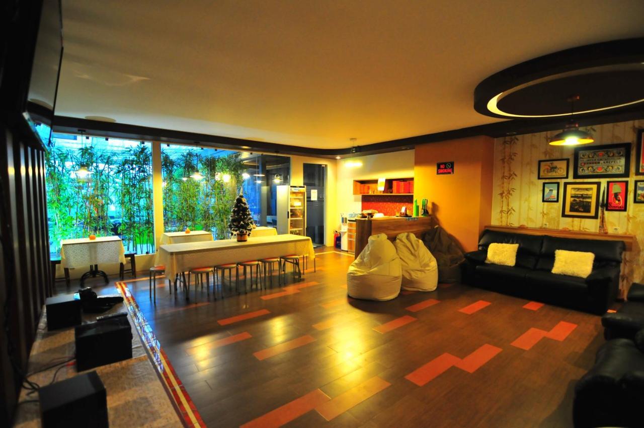 Capsule Hostel Old Batavia Jakarta Extérieur photo